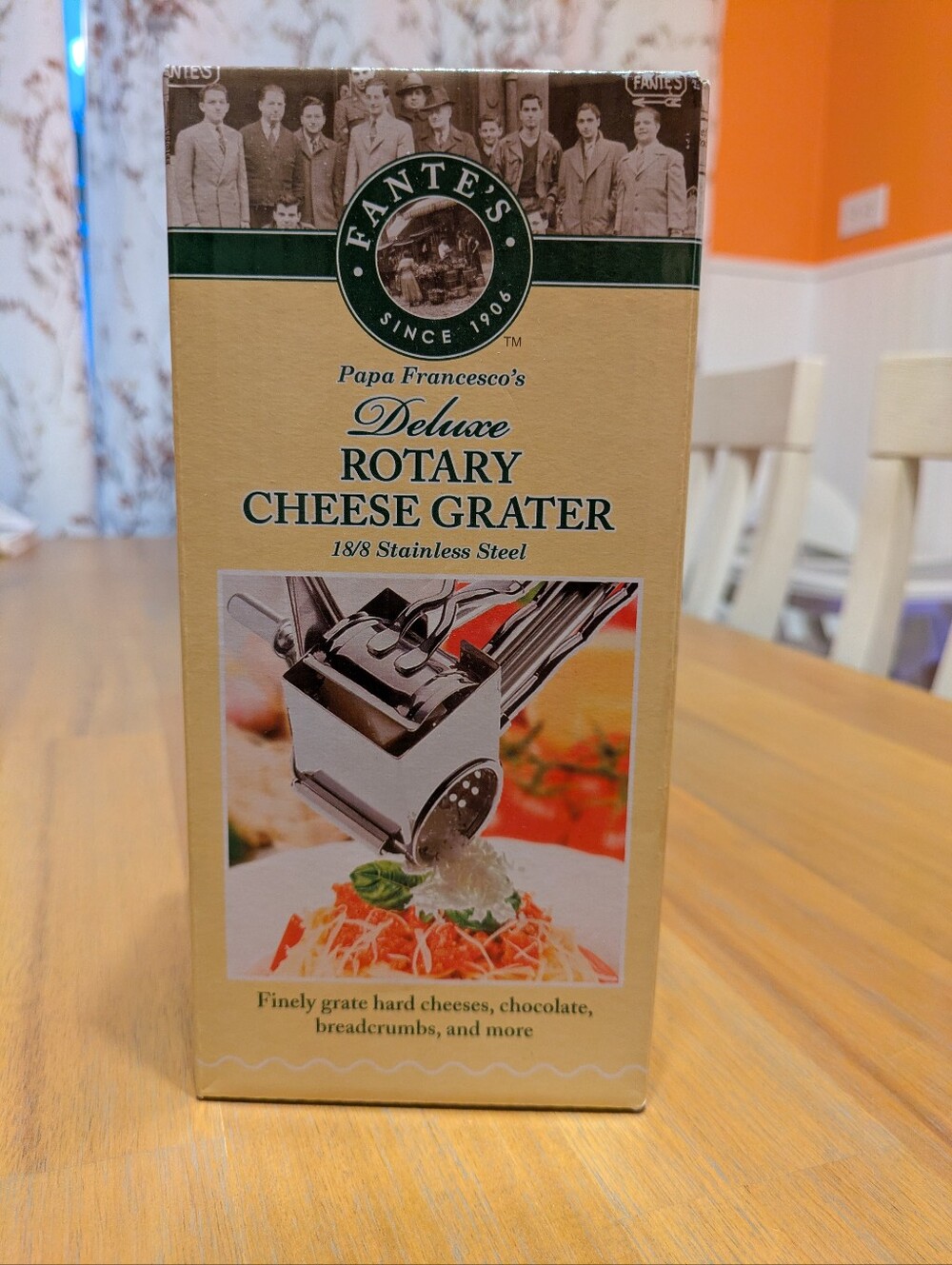 Pape Francesco's Deluxe Rotary Cheese Grater - Beige/Green